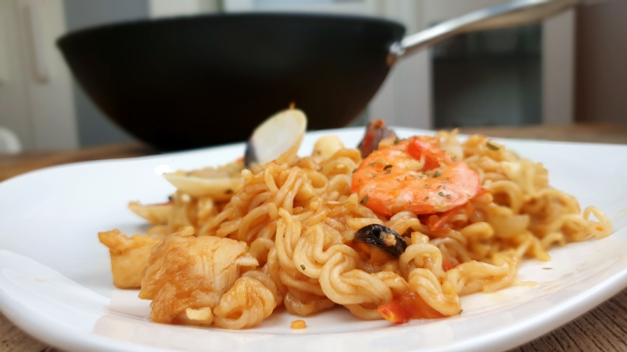 Noodles fussian xxl maggi o fideos chinos con pescado y marisco