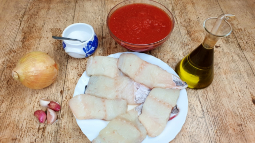ingredientes del bacalao con tomate