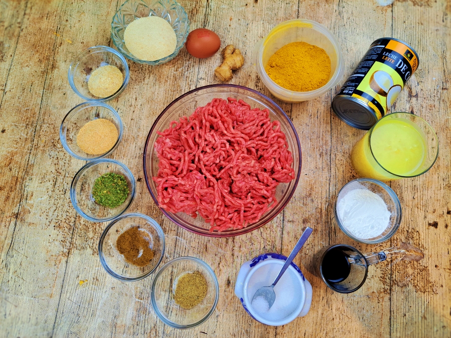 ingredientes de la receta de albondigas con curry