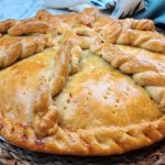 empanada gallega de bacalao y pasas
